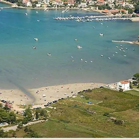 Peace Apartman Kampor